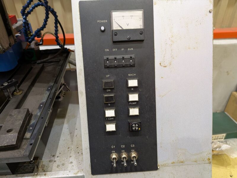 細穴放電加工機(UMK277)