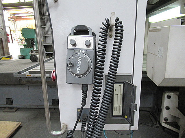 門型マシニングセンター(UMK336)