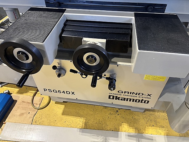 平面研削盤(UMK335)